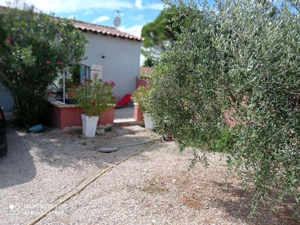 Studio Valreas Avec Piscine Exterior foto